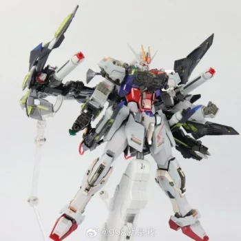 Daban 1/100 8830 Strike Gundam + Lightning Striker Pack MB Style | Daban | 1/100 Preorder