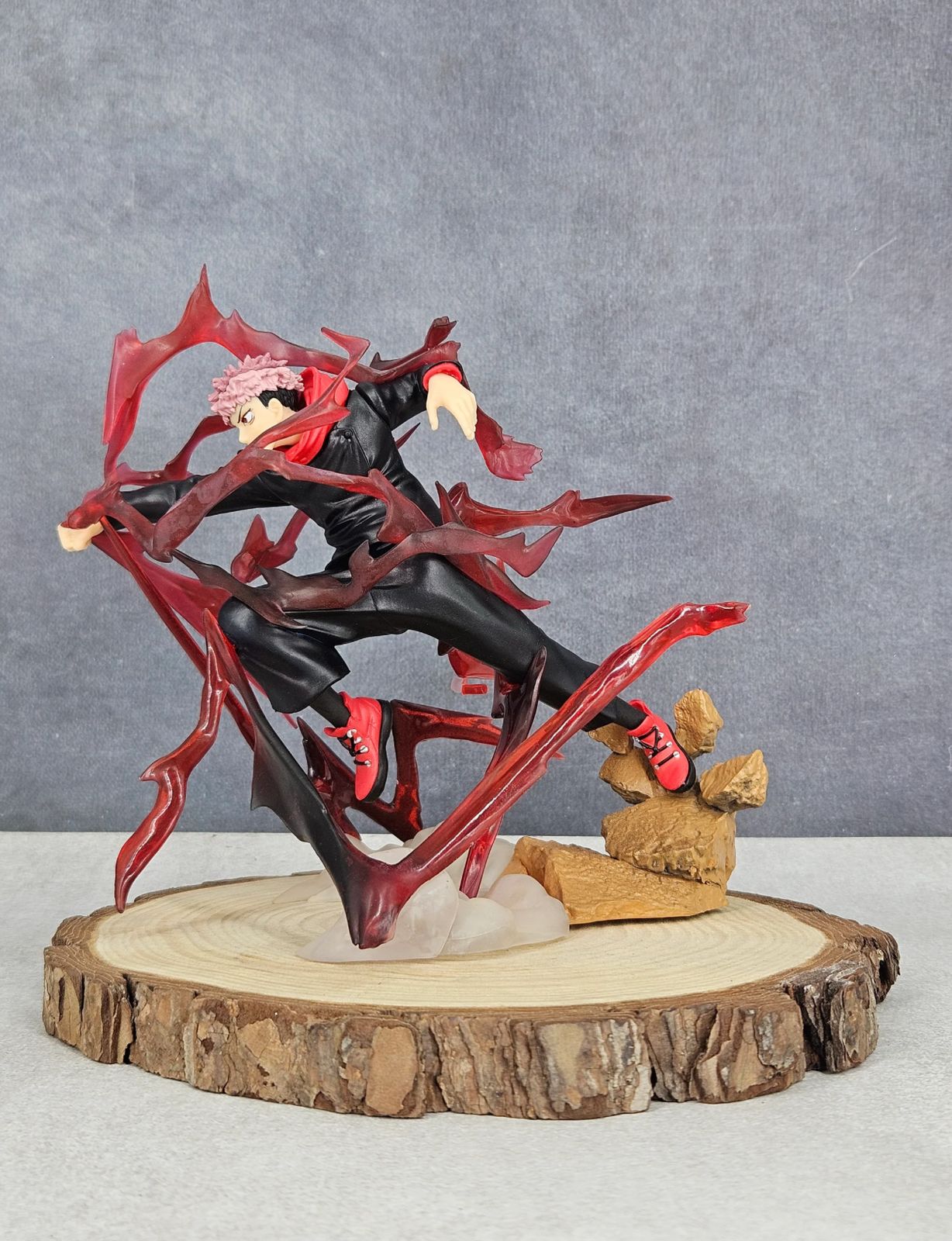 Jujutsu Kaisen Yuji Itadori Action Figure | Attacking Mode | 17 cm | PVC Jujutsu Kaisen Yuji Itadori Action Figure | Attacking Mode | 17 cm | PVC