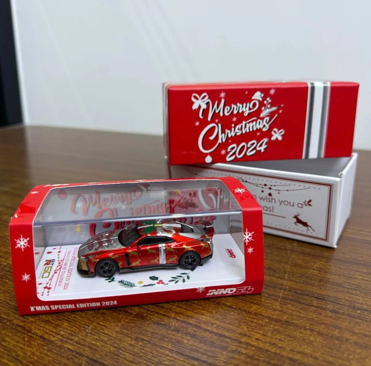 INNO64 Nissan GTR R50 X`MAS Christmas Special Edition 1/64 Alloy Model