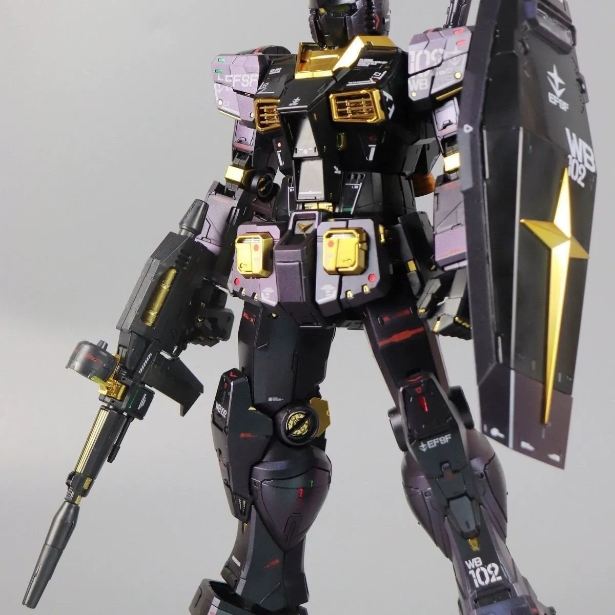 Daban PG RX-78-2 Gundam Ver. 2.0 Chameleon Limited Coating | Daban | 1/60 Preorder