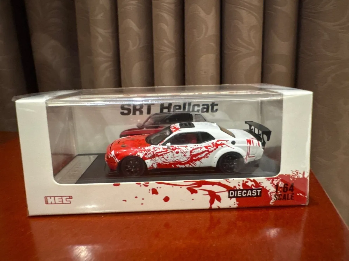 SRT Hellcat 1:64 by Stance Hunters Limited edition Dodge Challenger